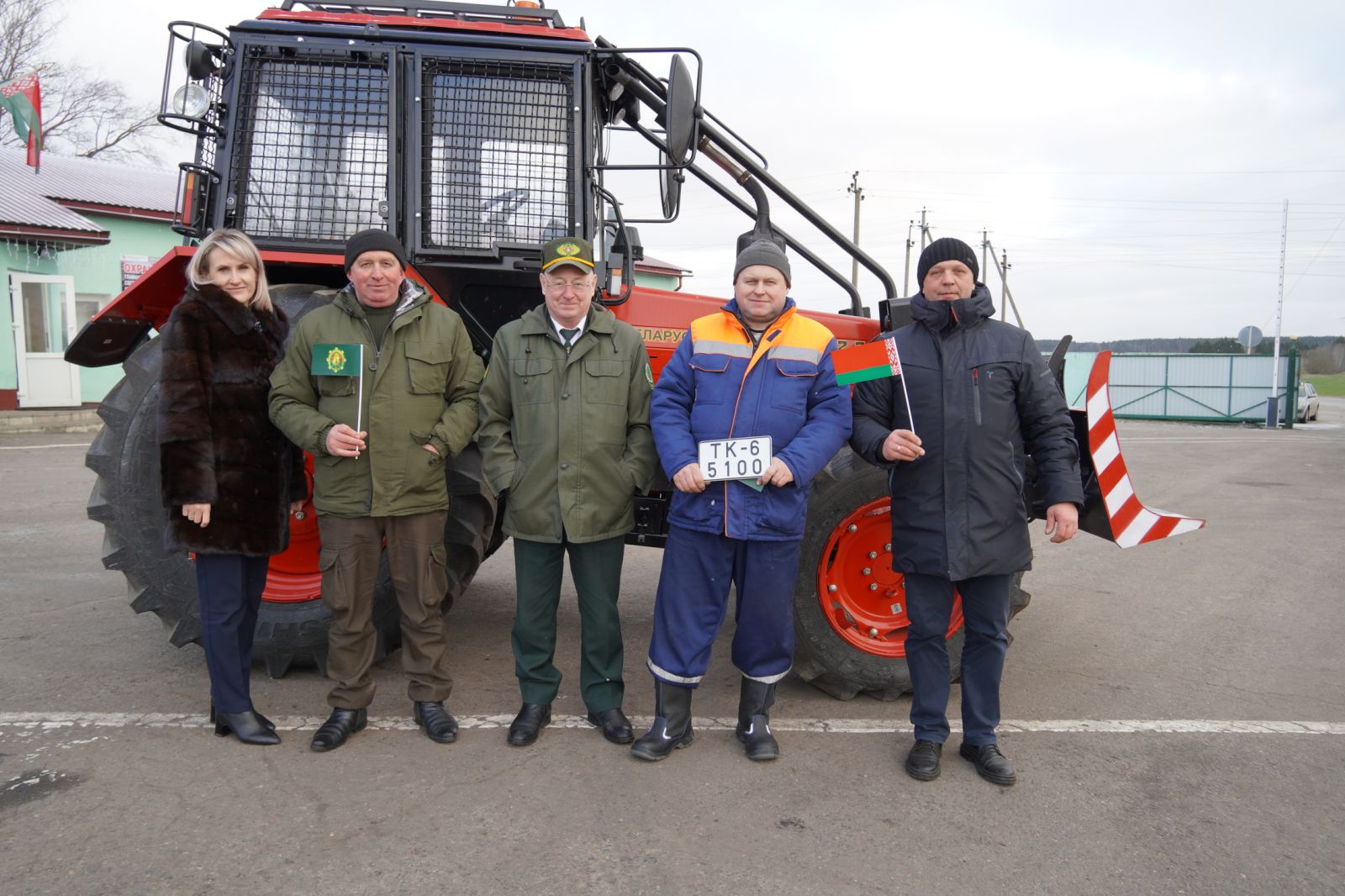 Новая единица техники в лесхозе